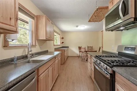 86 Oak Hill Drive Huntsville TX 77320