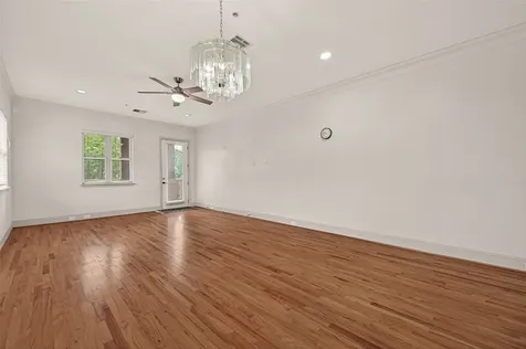 58 Briar Hollow Lane 204 Houston TX 77027