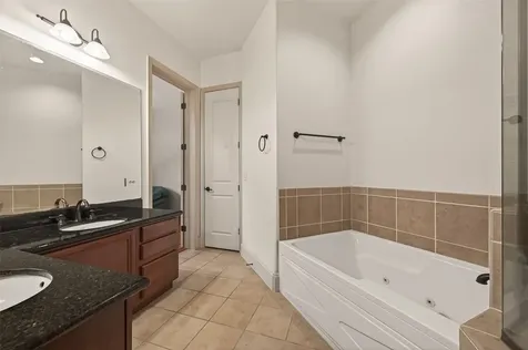 58 Briar Hollow Lane 204 Houston TX 77027