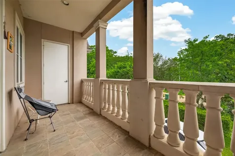 58 Briar Hollow Lane 204 Houston TX 77027
