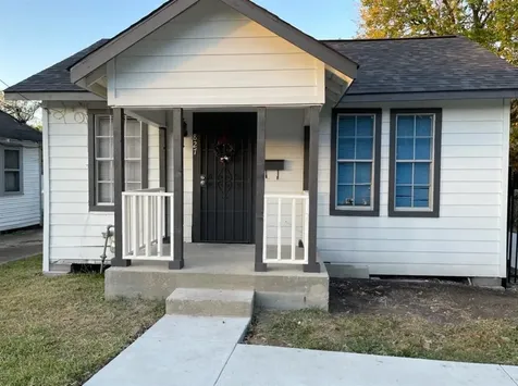 827 Booth Street Houston TX 77009