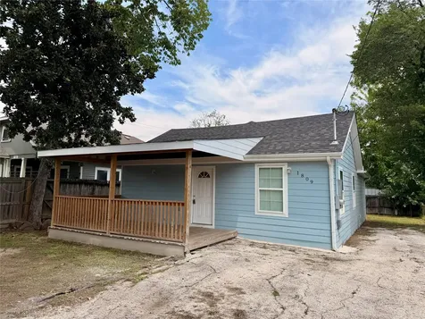 1809 Reese Street Houston TX 77012