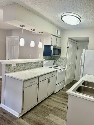 12660 Ashford Point Drive 608 Houston TX 77082