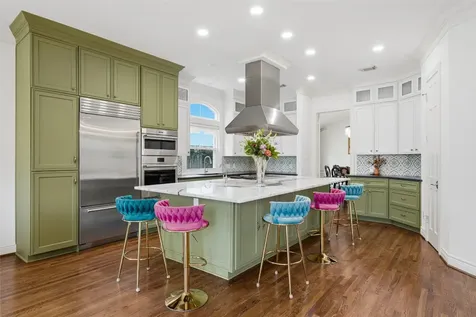 4923 Palmetto Street Bellaire TX 77401