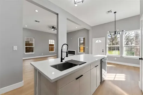 4336 Maggie Street Houston TX 77051