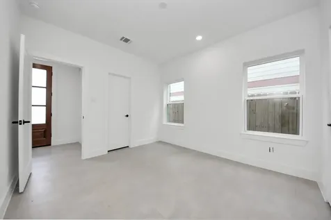 929 Fisher Street F Houston TX 77018