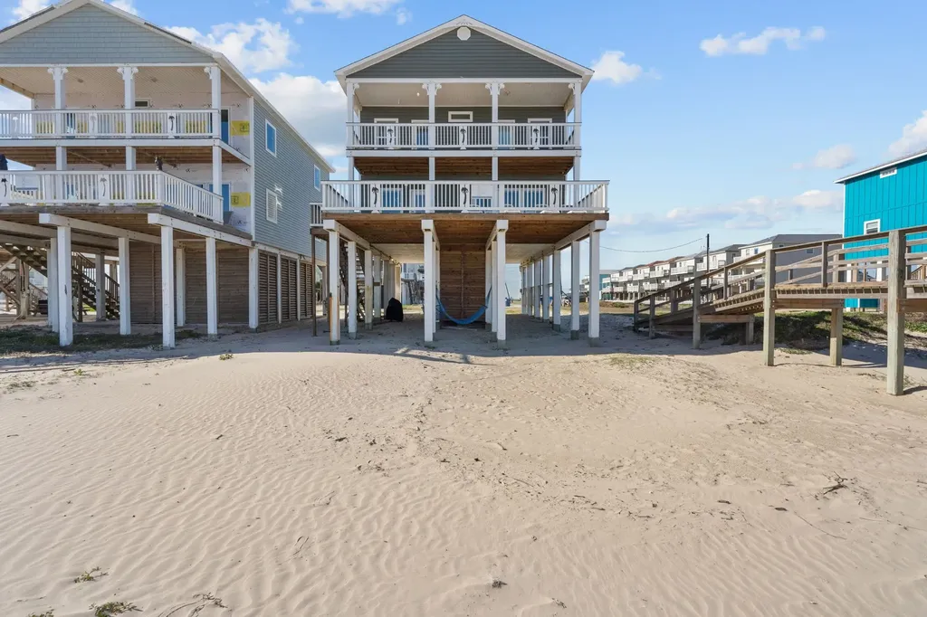 103 W Palm Street Surfside Beach TX 77541