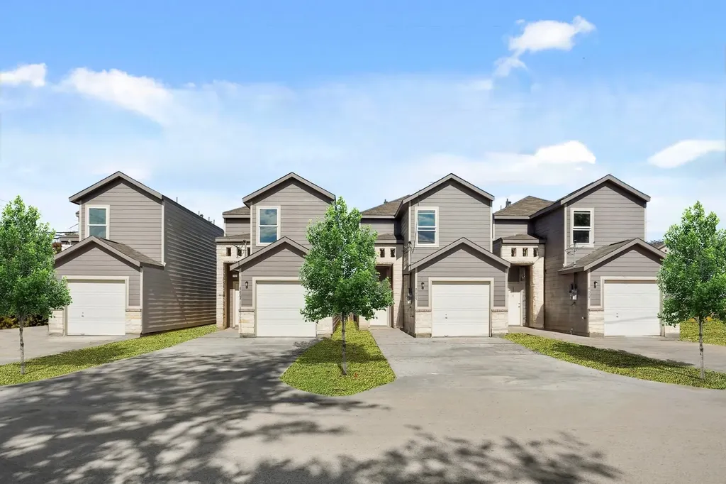 9005 Judwin Street Houston TX 77075
