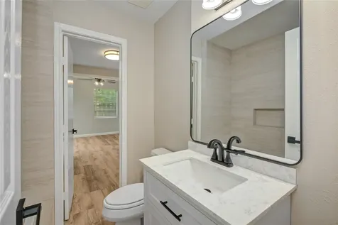 10611 Leitrim Way Houston TX 77047