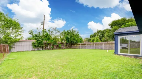 10611 Leitrim Way Houston TX 77047