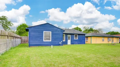 10611 Leitrim Way Houston TX 77047
