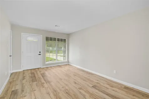 10611 Leitrim Way Houston TX 77047