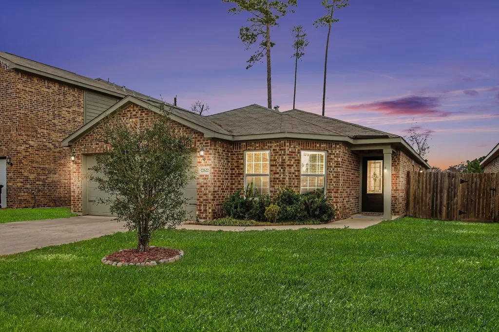 22622 Steel Blue Jaybird Drive Hockley TX 77447
