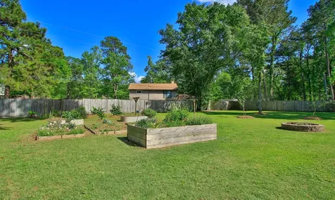 502 Weisinger Drive Magnolia TX 77354
