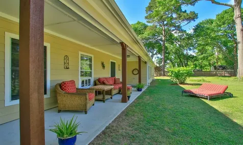 502 Weisinger Drive Magnolia TX 77354