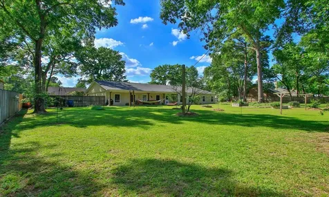 502 Weisinger Drive Magnolia TX 77354