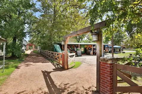 502 Weisinger Drive Magnolia TX 77354