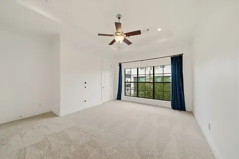 911 W Drew Street Houston TX 77006