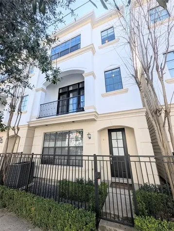 911 W Drew Street Houston TX 77006