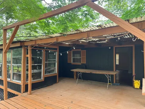 35 Amber Drive Huntsville TX 77320