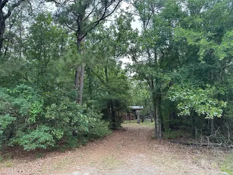35 Amber Drive Huntsville TX 77320