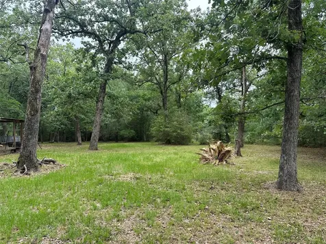 35 Amber Drive Huntsville TX 77320