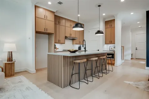 1817 Branard Street Houston TX 77098