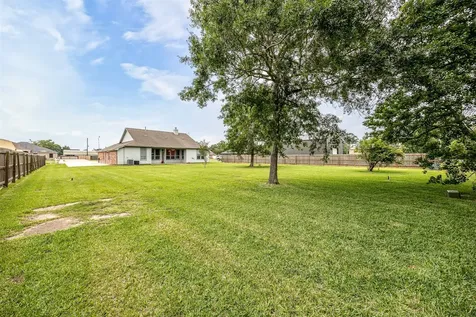 1711 Caroline Avenue Baytown TX 77523