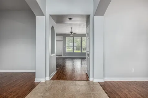 1711 Caroline Avenue Baytown TX 77523