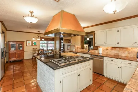 5990 Pinkstaff Lane Beaumont TX 77706
