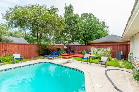 5990 Pinkstaff Lane Beaumont TX 77706