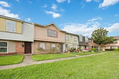 8456 Leawood Boulevard Houston TX 77072