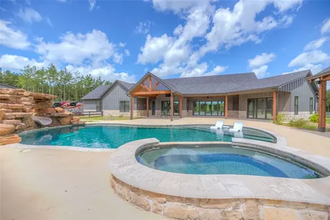 5454 Fm 350 N Livingston TX 77351