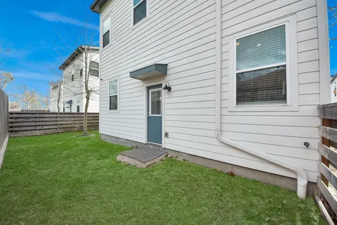 506 W Donovan Street F Houston TX 77091