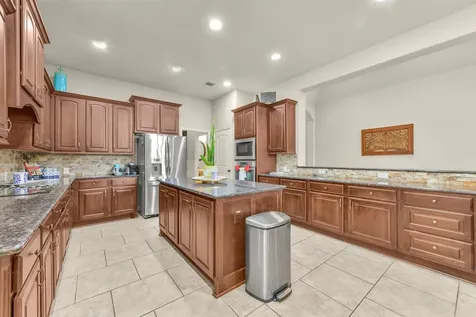 3011 Sunrise Run Lane Pearland TX 77584