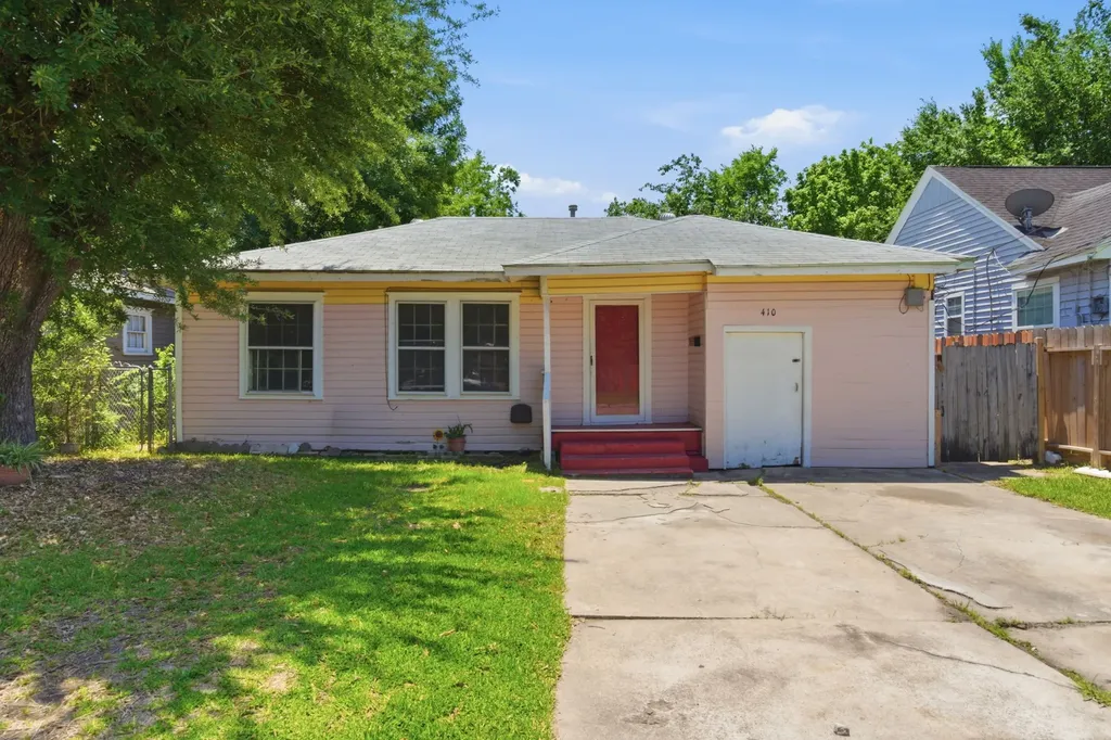 410 Live Oak Street Pasadena TX 77506