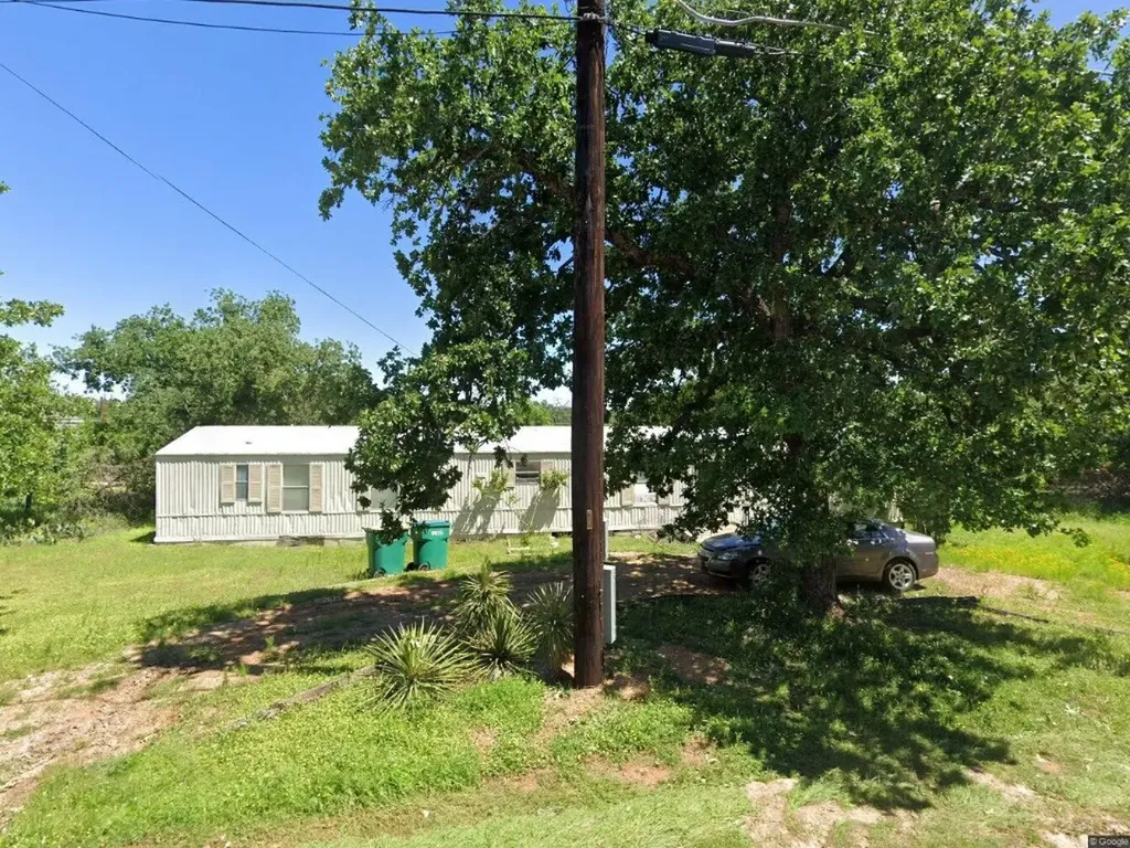 227 E Castleshoals Drive Granite Shoals TX 78654