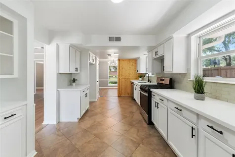 207 Burgundy Lane League City TX 77573