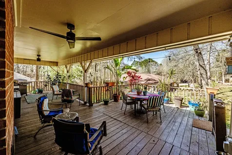 1905 Rollingwood Drive Huntsville TX 77340