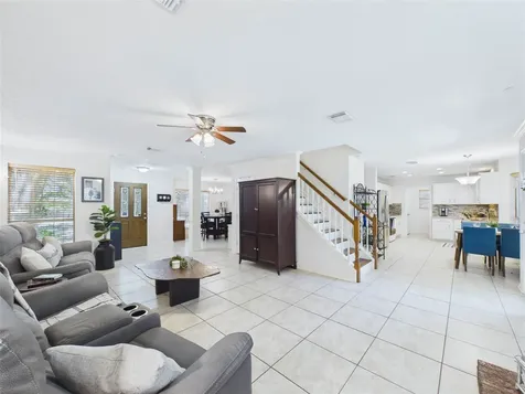 2815 Village Dale Avenue Houston TX 77059