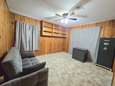 607 S Main Street Dayton TX 77535