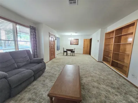 607 S Main Street Dayton TX 77535