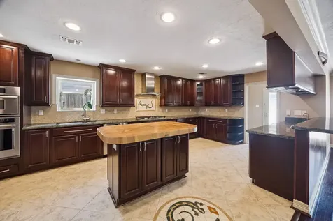 7726 Meadowvale Drive Houston TX 77063