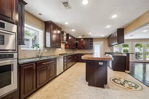 7726 Meadowvale Drive Houston TX 77063