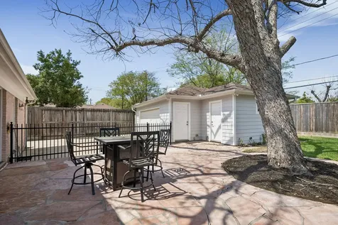 7726 Meadowvale Drive Houston TX 77063