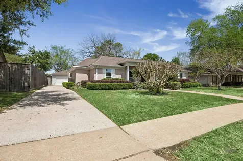7726 Meadowvale Drive Houston TX 77063