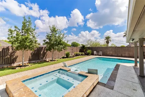144 Dove Trail Richwood TX 77531