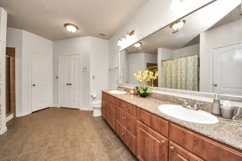 1711 Old Spanish Trail 324 Houston TX 77054