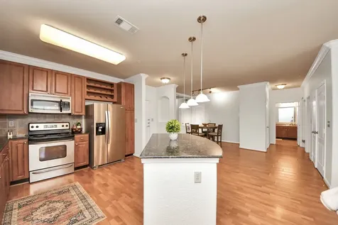 1711 Old Spanish Trail 324 Houston TX 77054