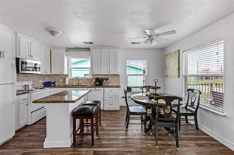 2815 Blue Water Highway Surfside Beach TX 77541